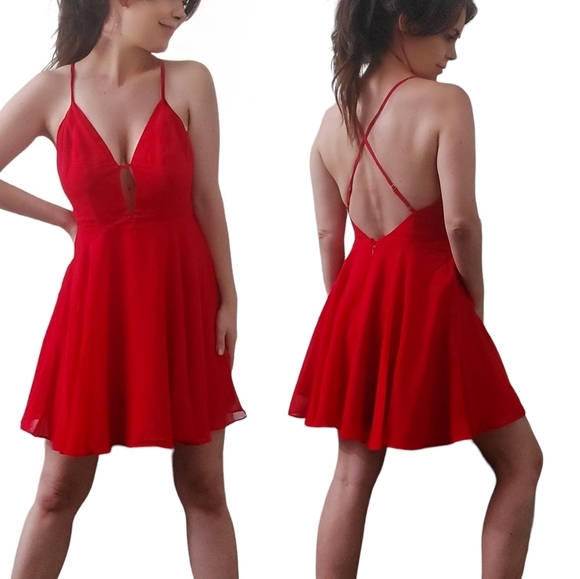 Bebe NEW Cross Back Chiffon Skater Dress Red Size 4 - Picture 4 of 17